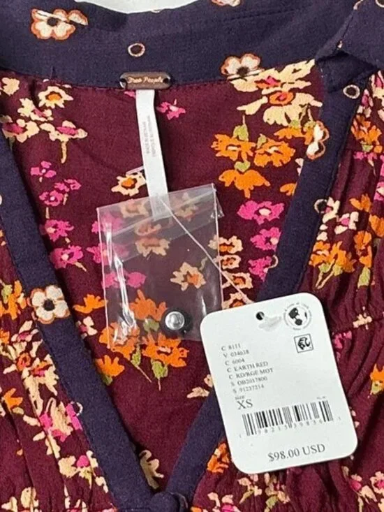 NWT Free People Bella Blouse in Earth Red Combo Colorway Size X-Small - Picture 6 of 6